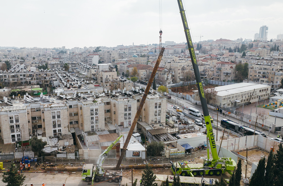 wxg, ווקסמן גוברין, הנפת קורה בר אילן, ירושלים, מוריה