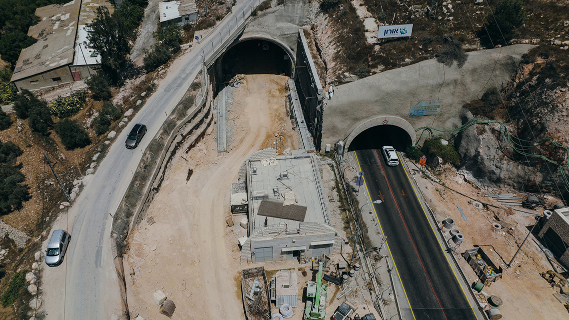 כביש 60, כביש המנהרות, אורון, מוריה, ירושלים, גשרים, גשר, דן בן עמרם,