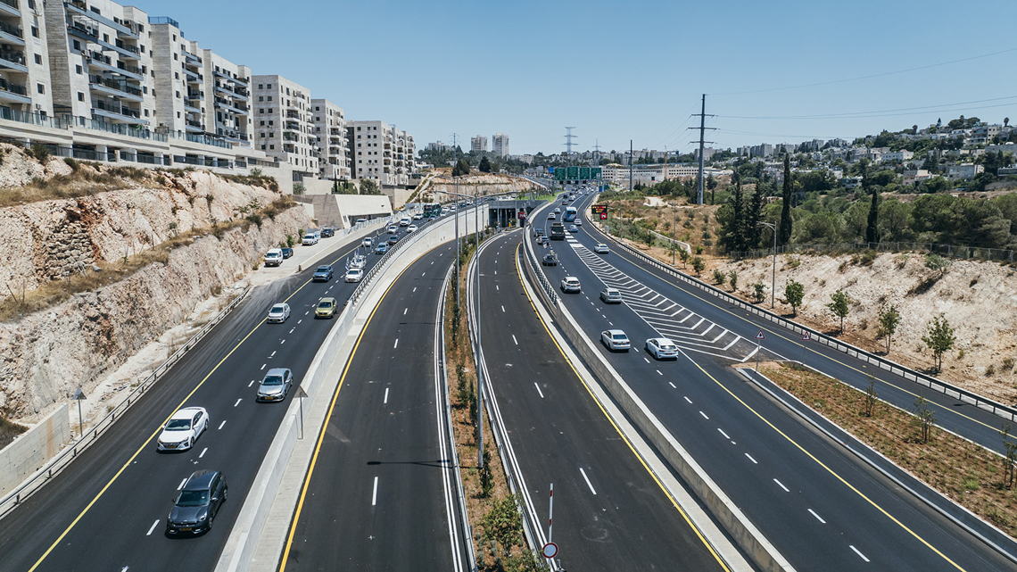 מנהרות הגבעה הצרפתית, ירושלים, מוריה, הפרדה מפלסית, מנהרה מתחת למנהרה, אלקטרה תשתיות